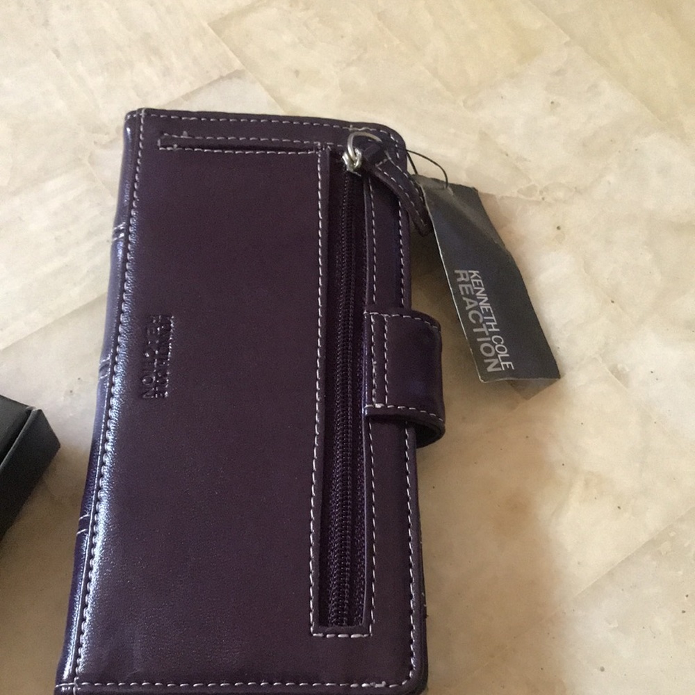 KENNETH COLE REACTION WALLET NWT - Picture 3 of 7